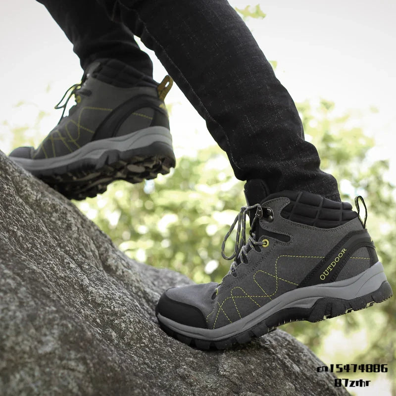 PeakClimb: Wasserdichte Bergschuhe für grenzenlose Abenteuer und maximalen Komfort